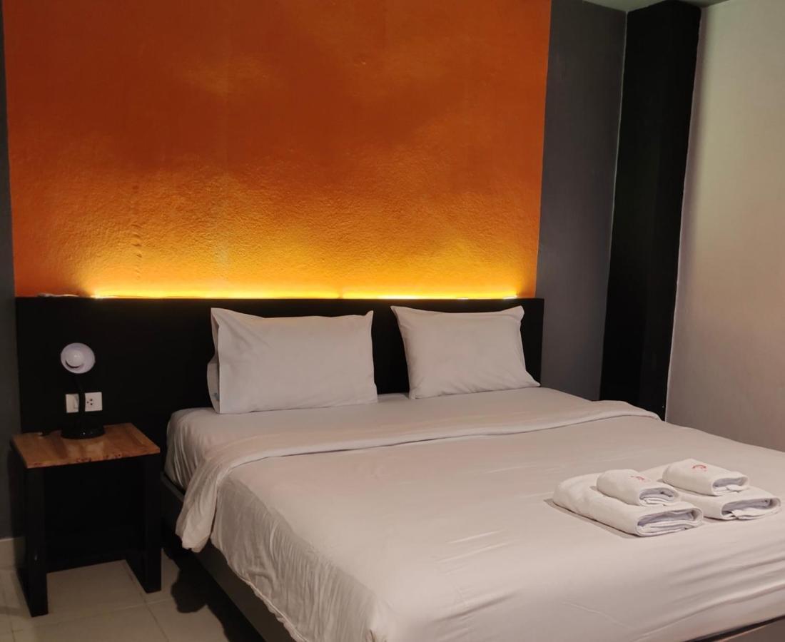 Hotel Passion Nakhon Si Thammarat Exterior photo